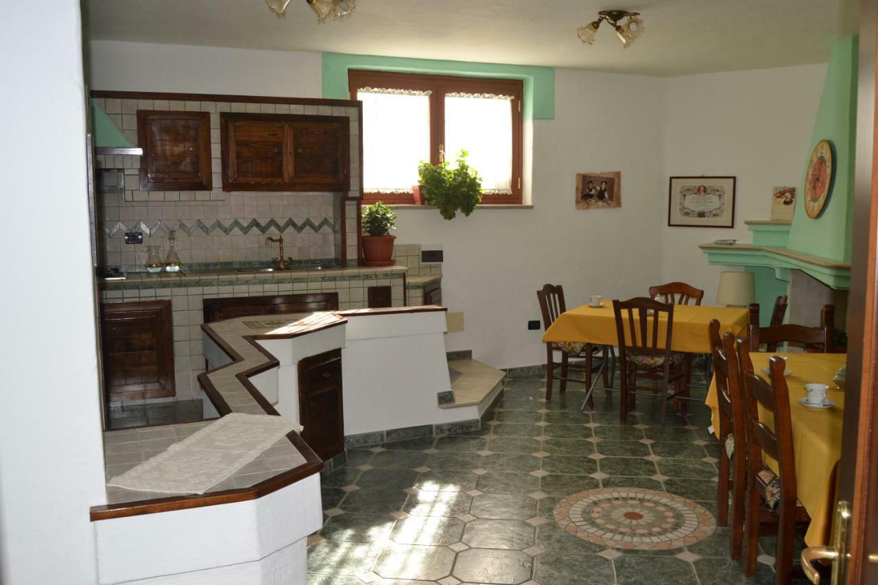B&B Gennargentu Фонни Экстерьер фото